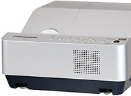Короткофокусные и ультракороткофокусные проекторы Panasonic Серия PT-CW230