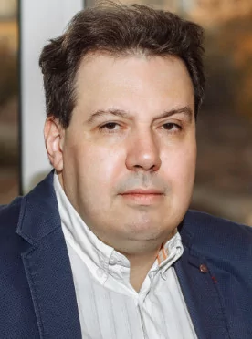 Александр Пивоваров