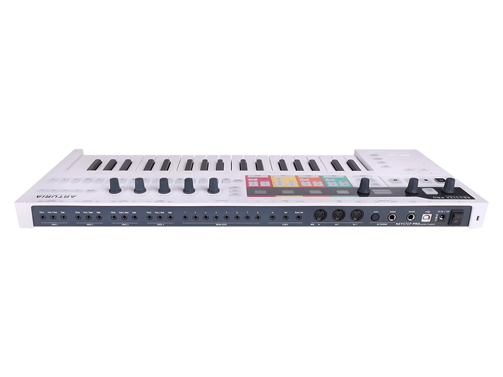 MIDI клавиатура Arturia KeyStep Pro 5