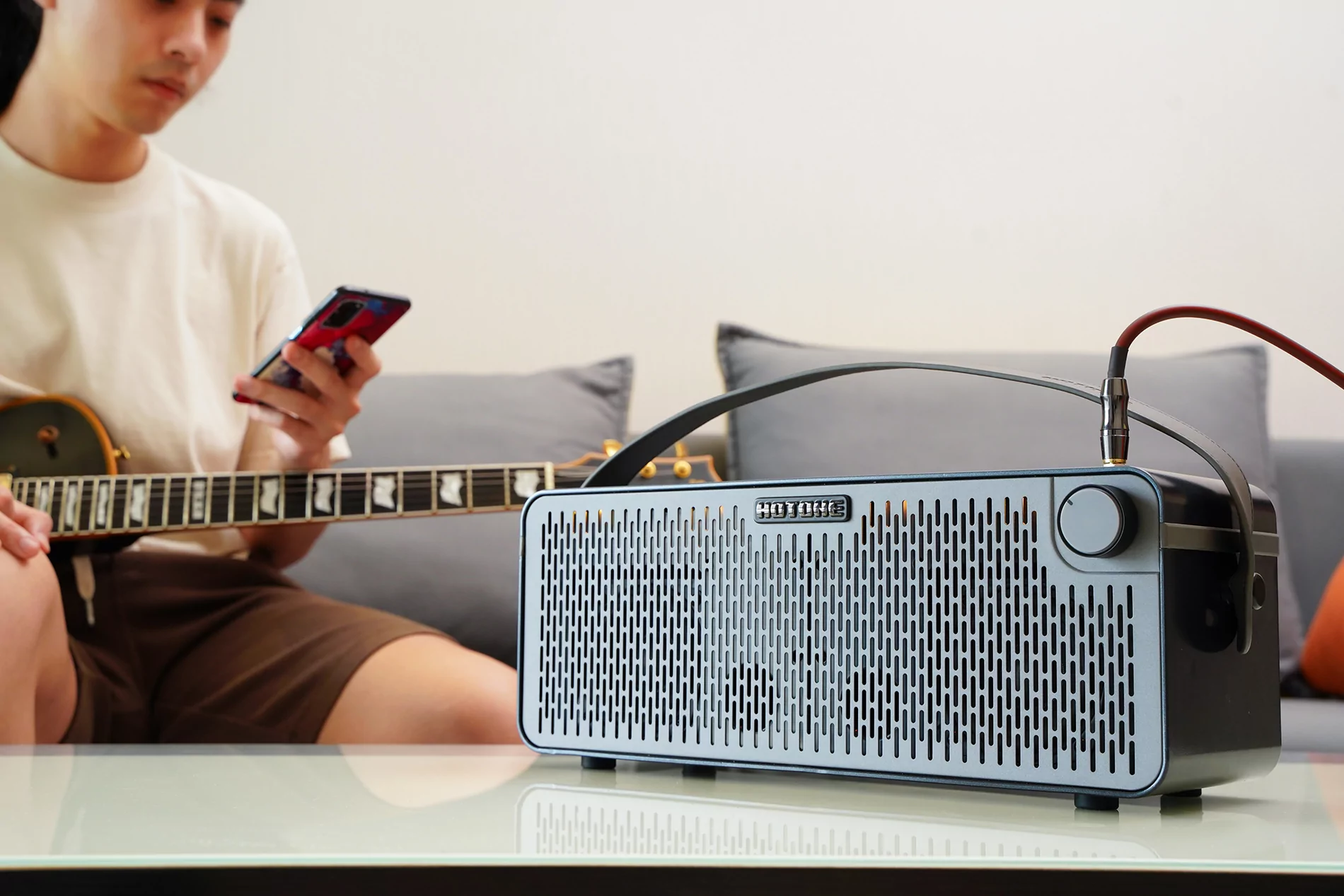 Моделирующий усилитель Hotone Pulze(Eclipse) 8