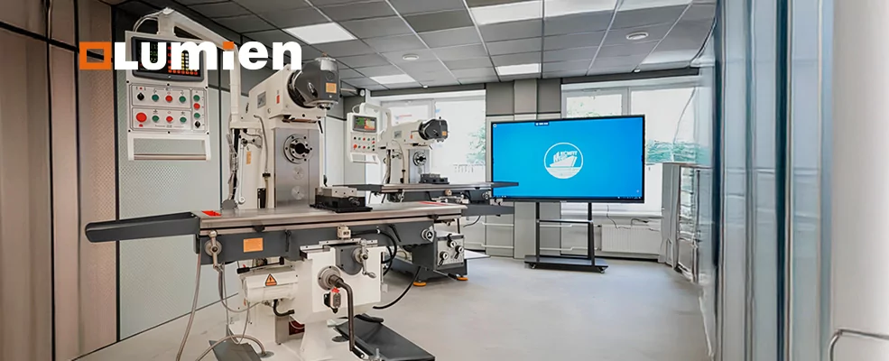 Интерактивные панели LUMIEN для профессионального образования: как господдержка стимулирует модернизацию