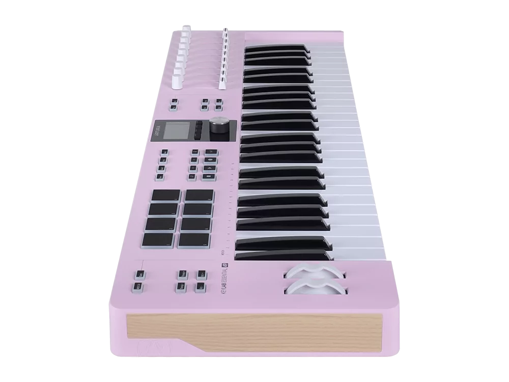 MIDI клавиатура Arturia KeyLab Essential 49 mk3 Rose Quartz 7