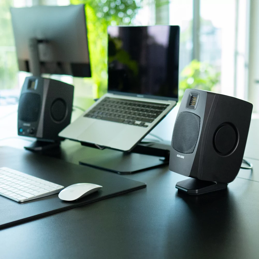 Акустическая система (студийный монитор) Adam D3V Black 26