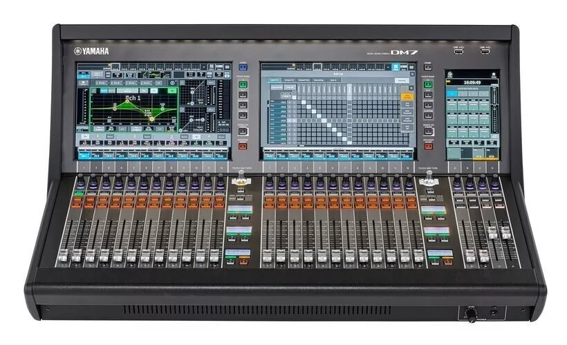 Цифровая микшерная консоль Yamaha DM7 3