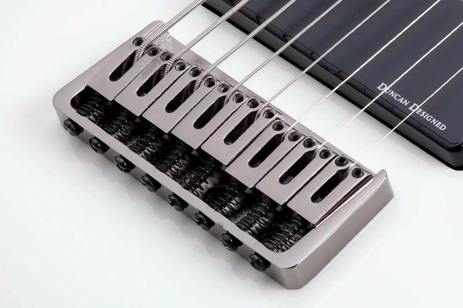 Электрогитара SCHECTER DEMON-8 VWHT 3