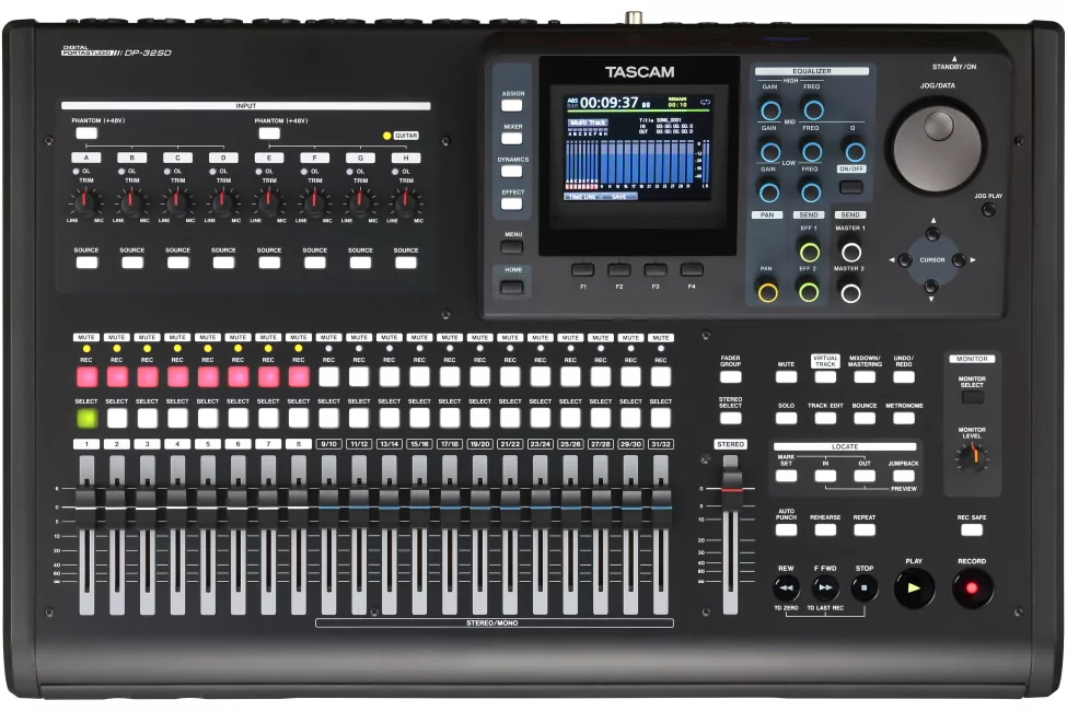 Рекордер портативный Tascam DP-32SD 2