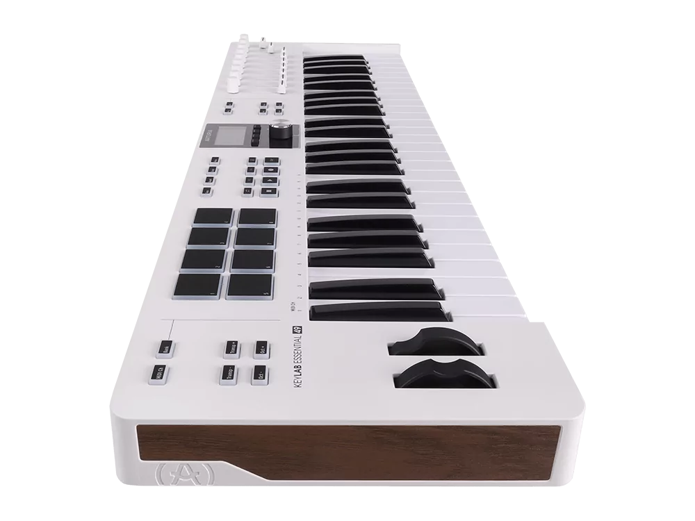 MIDI клавиатура Arturia KeyLab Essential 49 mk3 White 10
