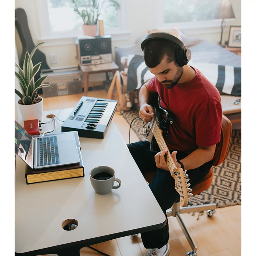 Наушники Adam H200 7