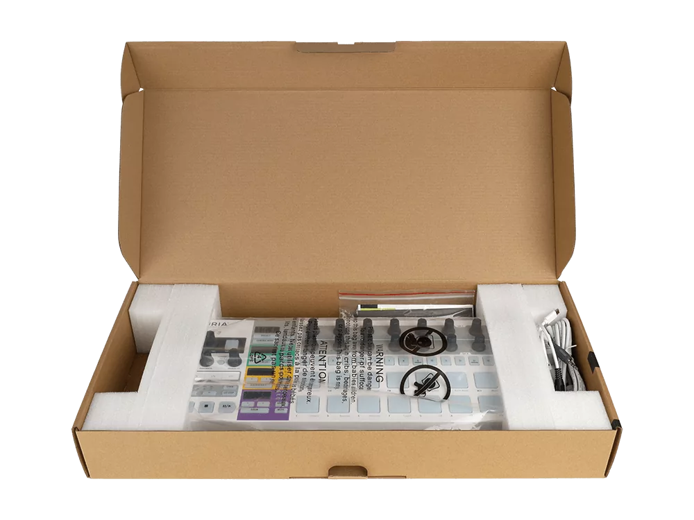 MIDI контроллер (Микшер-семплер (контроллер)) Arturia BeatStep Pro 17