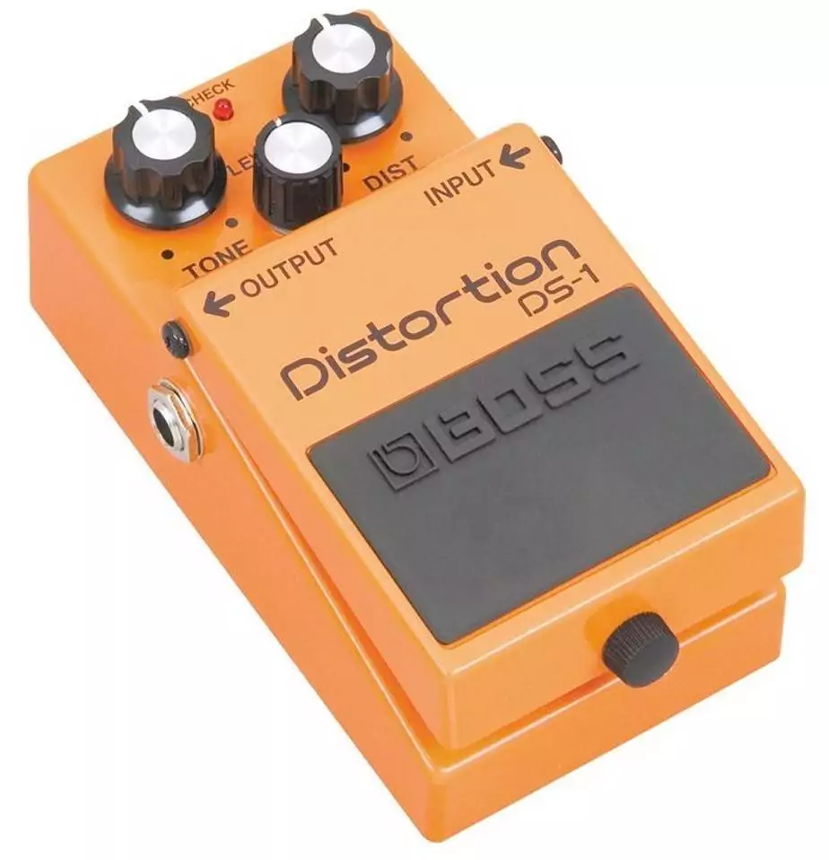 Легендарная гитарная педаль дисторшна BOSS DS-1