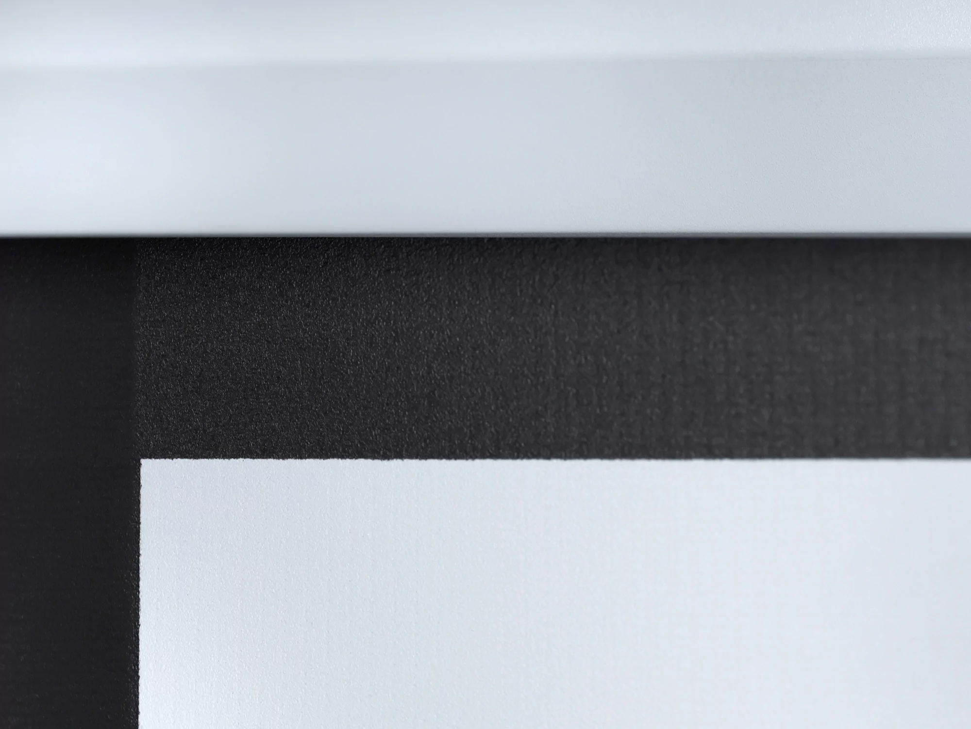 [LEC-100106] Экран с электроприводом Lumien Eco Control 7