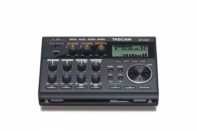 Рекордер портативный Tascam DP-006 3
