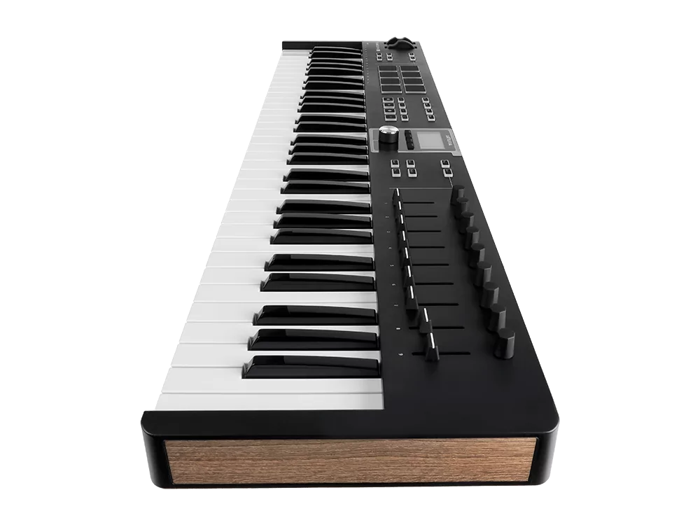 MIDI клавиатура Arturia KeyLab Essential 61 mk3 Black 10