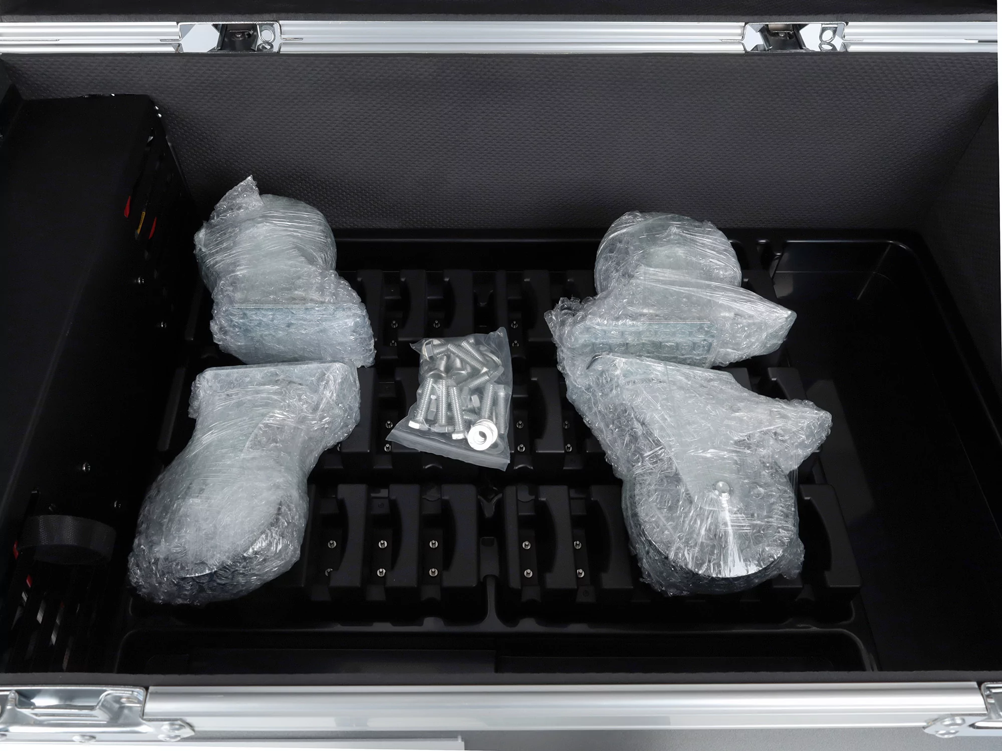 Зарядное устройство Intrend ICS-IR-RBox 13