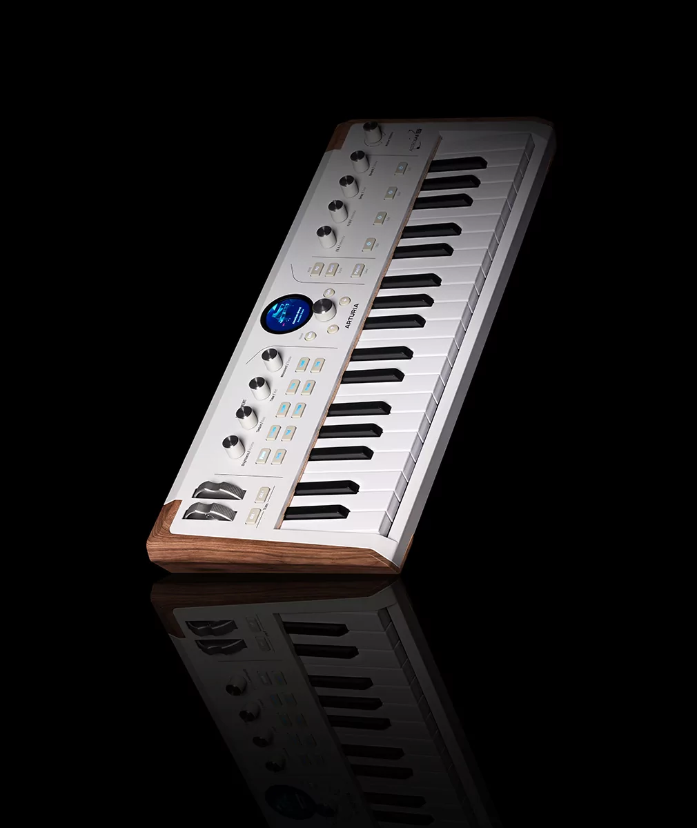 Сценическая клавиатура Arturia AstroLab 37 White 10