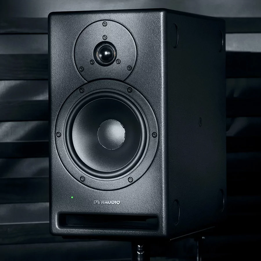 Акустическая система (студийный монитор) Dynaudio Core 7 7