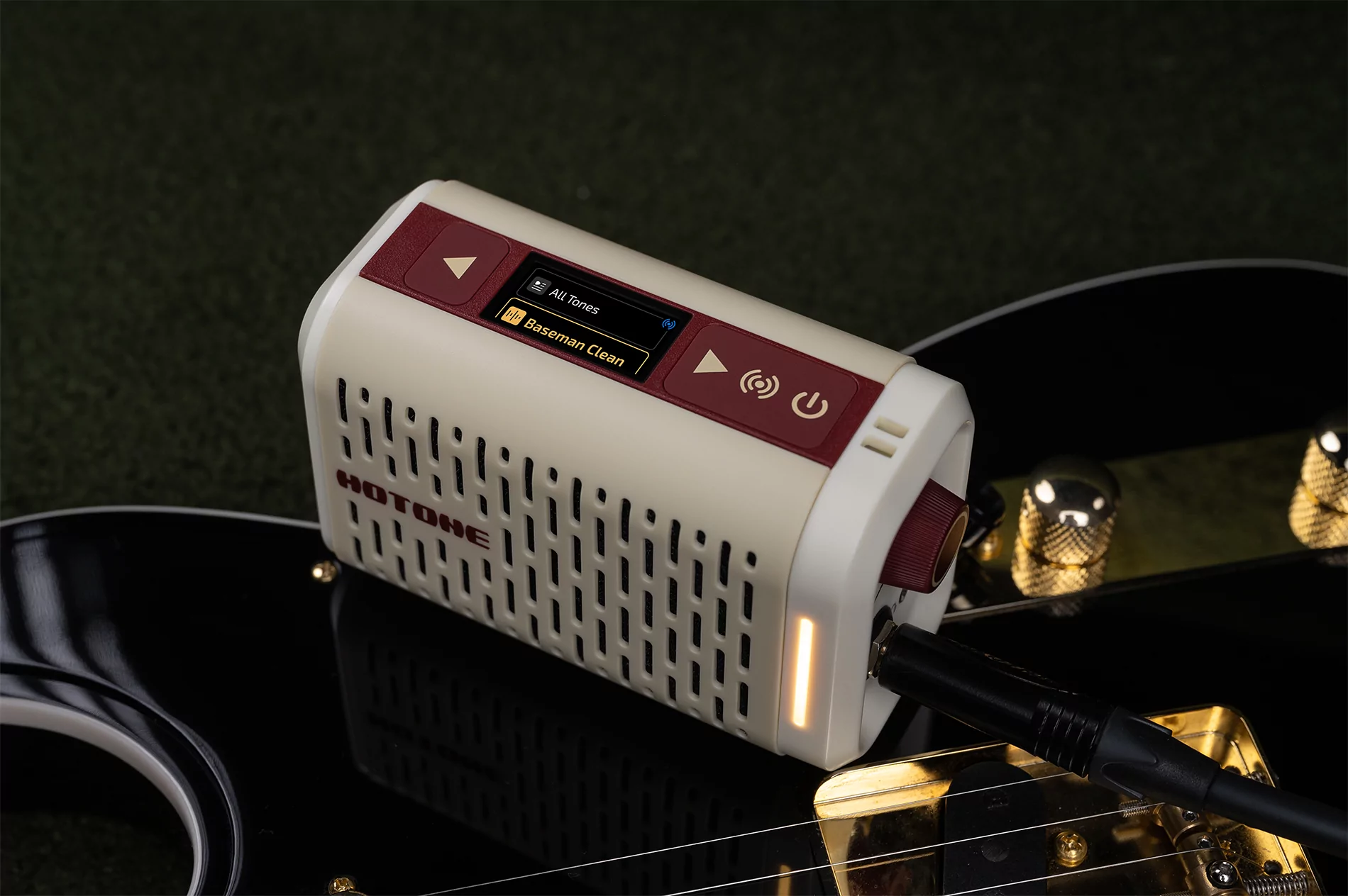 Моделирующий мини усилитель Hotone Pulze Mini 10