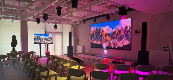 Инженерный подход к мультиформатности: кейс оснащения пространства SINATRA SUMMIT