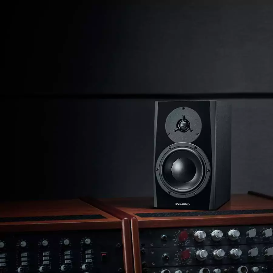 Акустическая система (студийный монитор) Dynaudio LYD 7 B/B 5