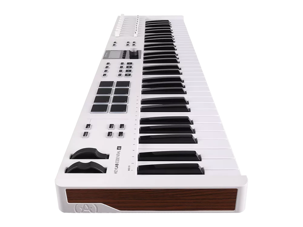 MIDI клавиатура Arturia KeyLab Essential 61 mk3 White 11