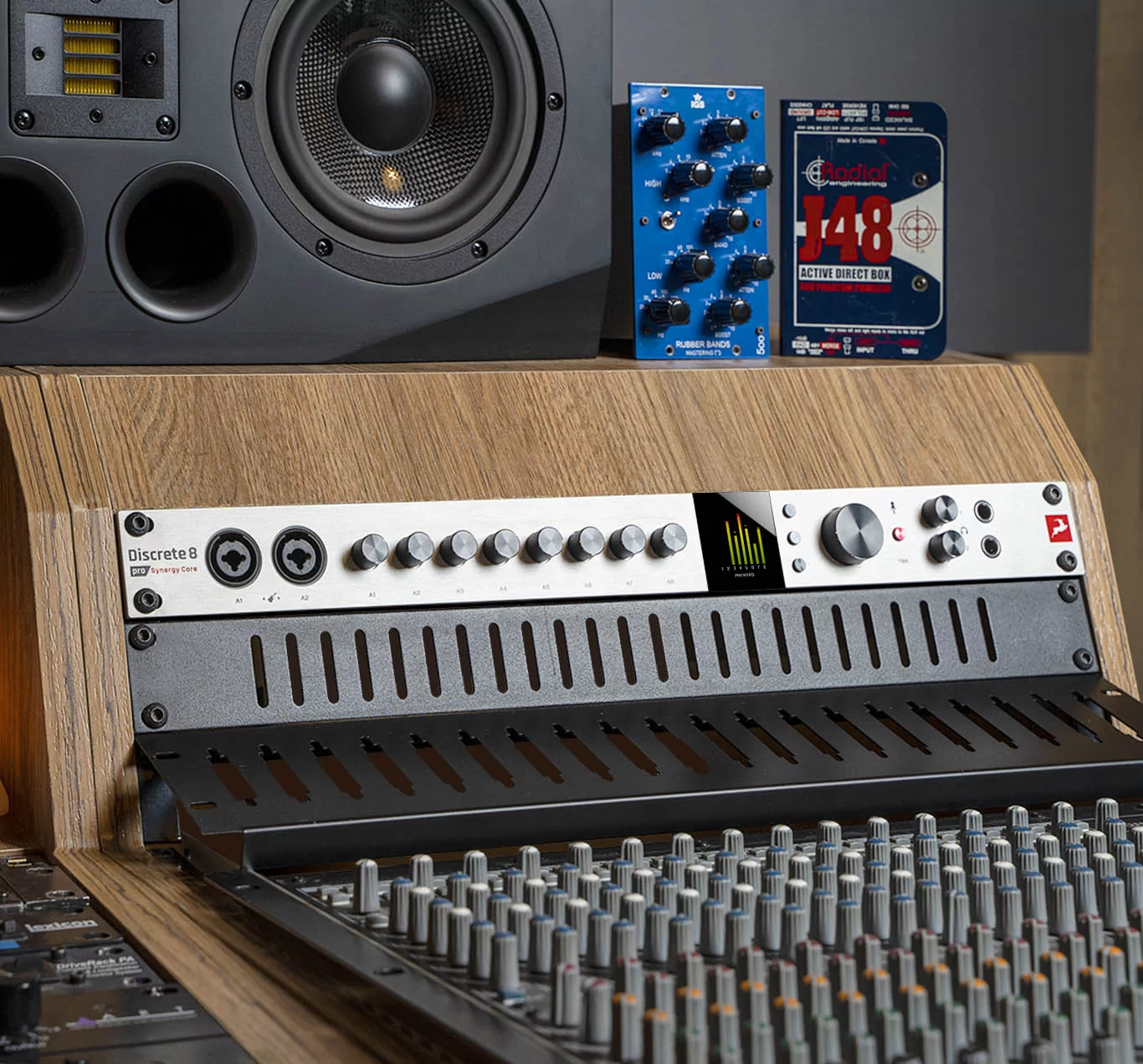 Аудиоинтерфейс Antelope Audio Discrete 8 Pro Synergy Core 20