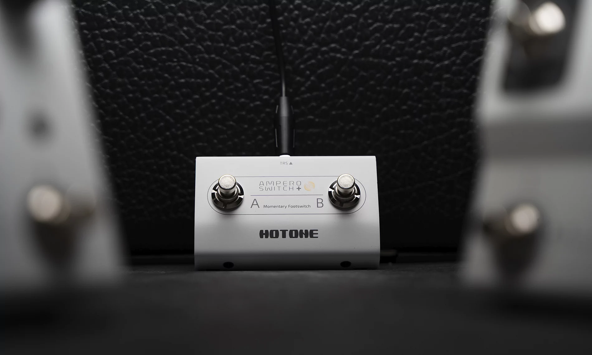 Двойной ножной переключатель Hotone Ampero Switch+ 10