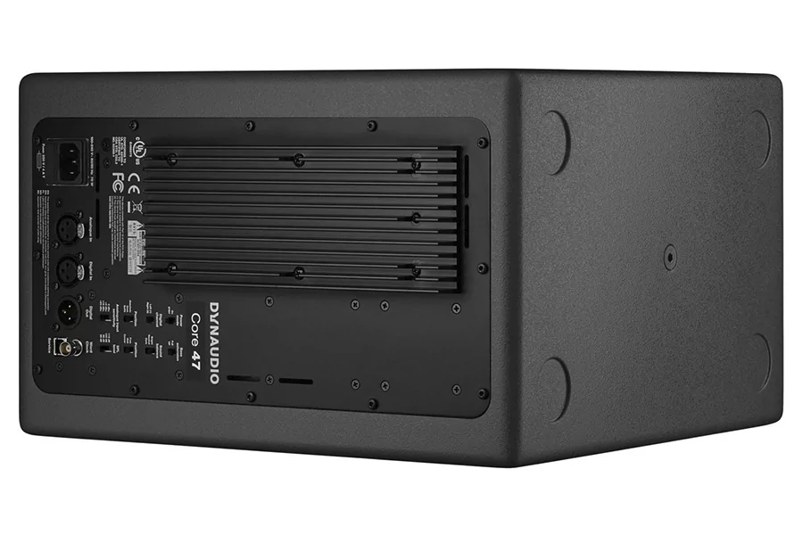 Акустическая система (студийный монитор) Dynaudio Core 47 R 3