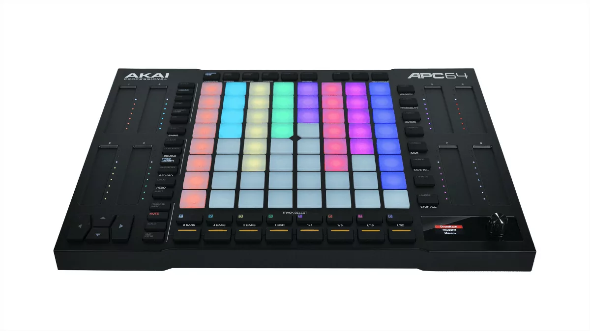 MIDI контроллер AKAI APC64 2