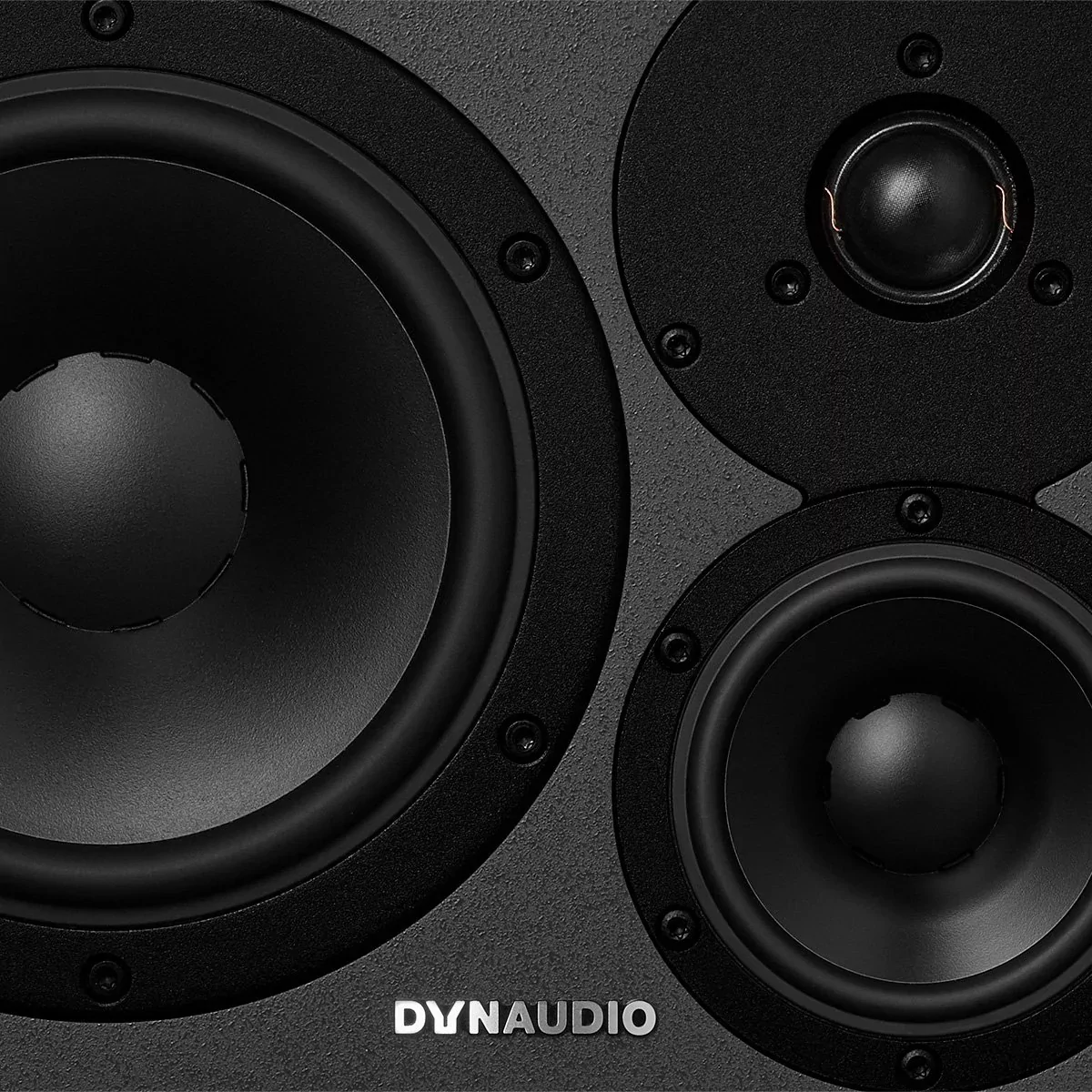 Акустическая система (студийный монитор) Dynaudio Core 47 R 8