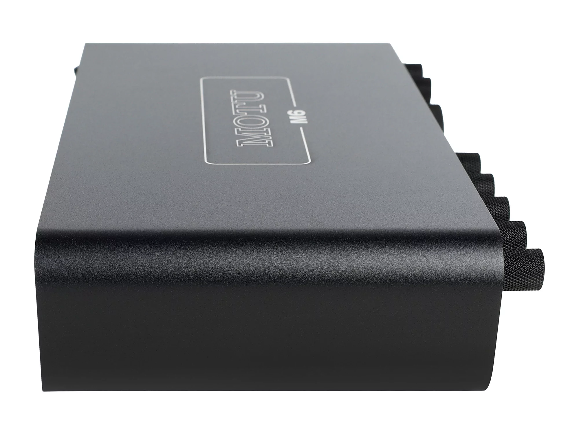 Аудиоинтерфейс USB Motu M6 8