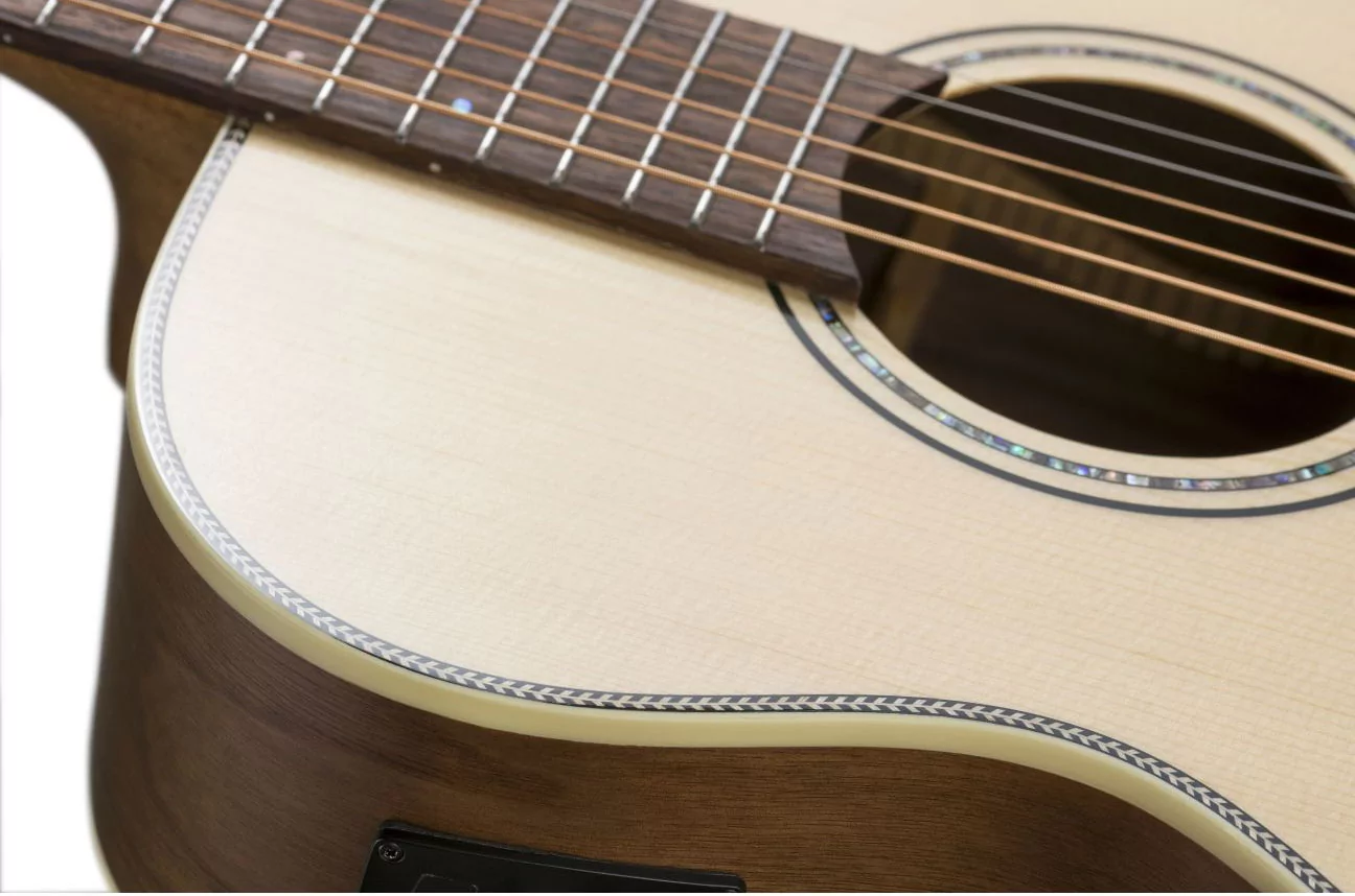 Электроакустическая гитара BATON ROUGE X34S/OMCE 3