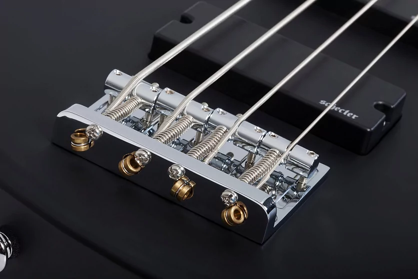 Бас-гитара SCHECTER C-4 DELUXE SBK 13