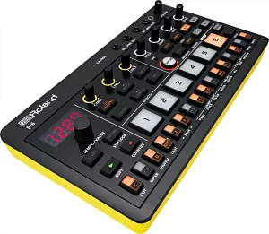 Компактный креативный сэмплер ROLAND P-6 2