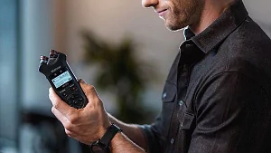 Рекордер мобильный Tascam DR-07X 4