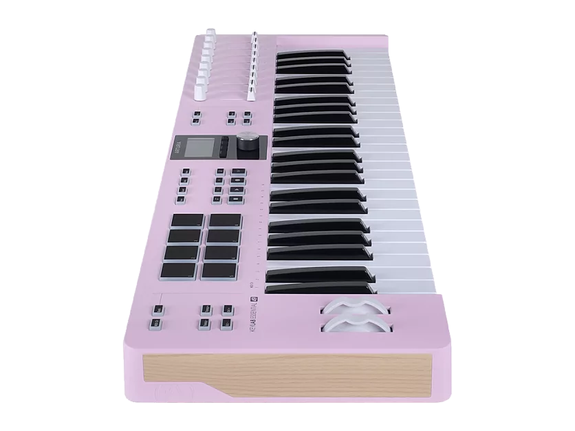 MIDI клавиатура Arturia KeyLab Essential 49 mk3 Rose Quartz 7