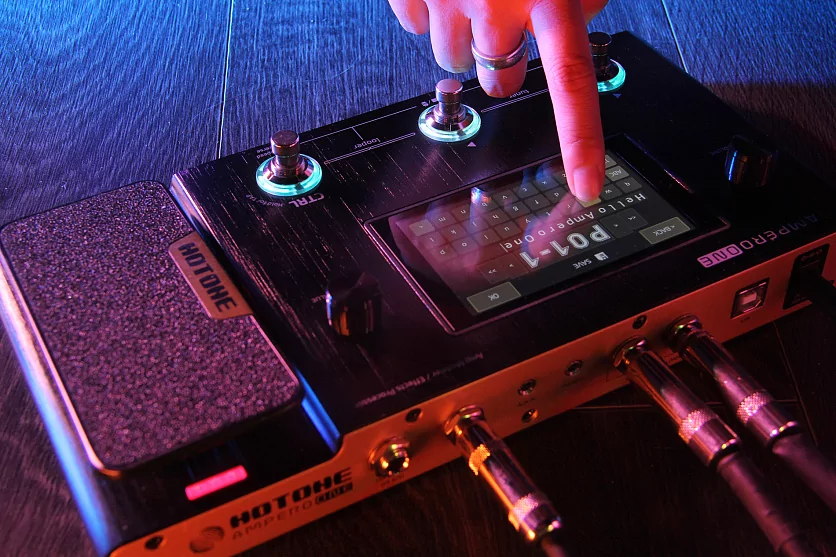 Процессор эффектов Hotone Ampero One 10