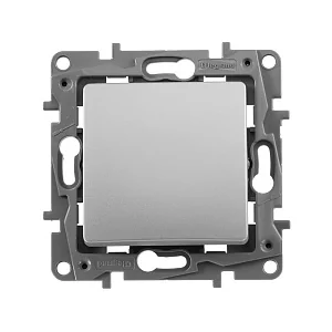 Выключатель без фиксации Legrand Etika 2