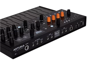 Синтезатор Arturia MicroFreak Stellar 4