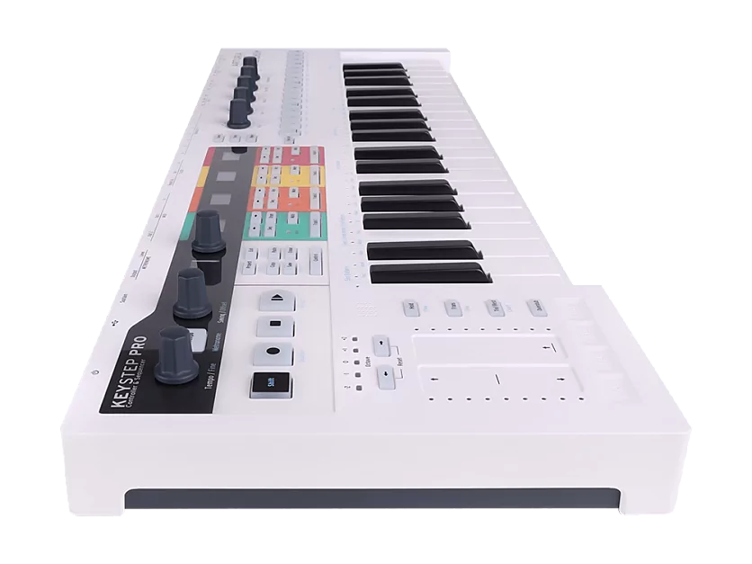 MIDI клавиатура Arturia KeyStep Pro 9