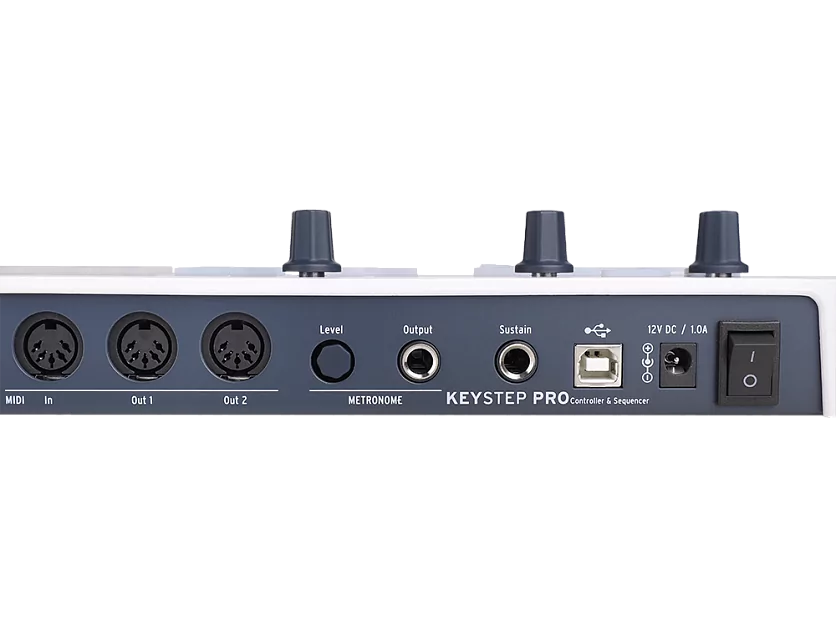 MIDI клавиатура Arturia KeyStep Pro 6