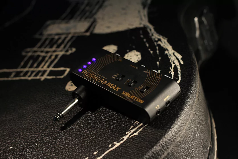 Компактный гитарный усилитель-эмулятор Rushead Max Valeton RH-100 19