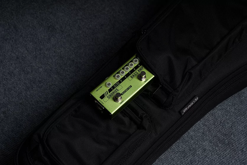 Напольная компактная басгитарная педаль Dapper Bass Mini Valeton MES-2 17