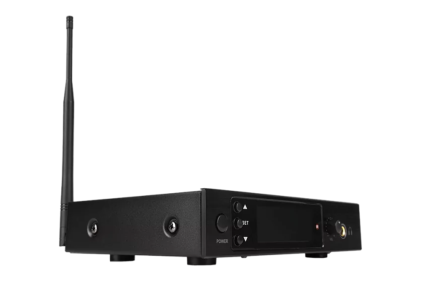 Беспроводная система персонального мониторинга Axelvox DWS7000HT (PM Bundle) 12