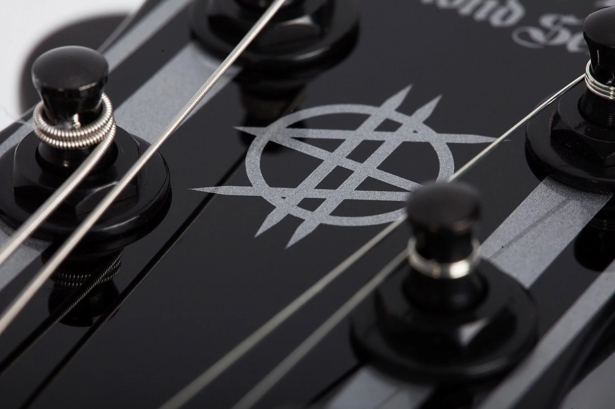 Электрогитара SCHECTER SYNYSTER STANDARD BLK 6