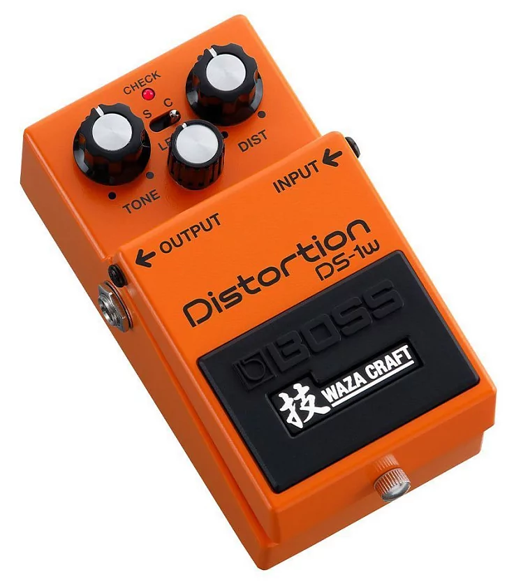 Педаль дисторшна BOSS DS-1W