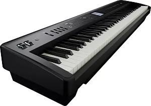 Портативное цифровое пианино ROLAND FP-E50