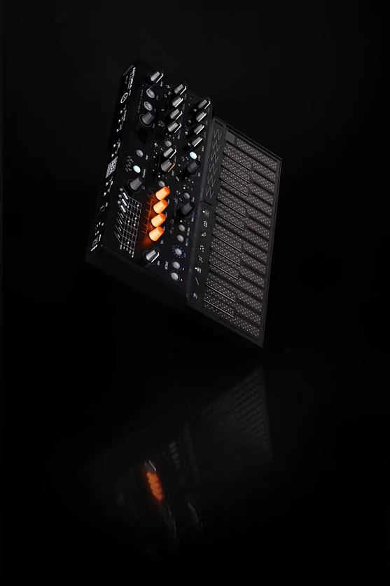 Синтезатор Arturia MicroFreak Stellar 5