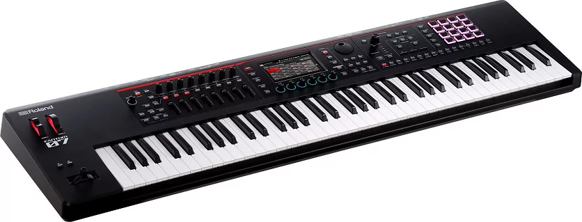 Синтезатор/рабочая станция ROLAND FANTOM-07