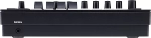 Компактный 4-трековый грувбокс ROLAND MC-101 3