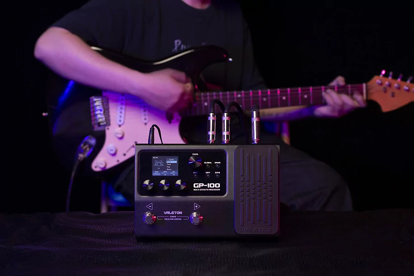 Напольный процессор эффектов Valeton GP-100 15